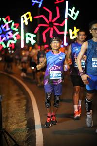 BIB: 40650
                            <button type="button" onclick="openModal(15148782)" class="btn btn-primary btn-sm float-right btn-popup" data-toggle="modal" data-target=".modal-high-quality">
                        <i class="fas fa-shopping-cart"></i> Add to Cart
                    </button>
                                            <button type="button" onclick="isThisMe(15148782, true)" class="btn btn-success btn-sm float-right btn-popup btn-isme hidden" data-toggle="tooltip" data-placement="bottom" title="นี่คือรูปของคุณใช่ไหม คลิกที่นี่เพื่อเอาเข้าอัลบั้ม">
                        <i class="fas fa-plus"></i> Add to album
                    </button>
                    <button type="button" onclick="isThisMe(15148782, false)" class="btn btn-warning btn-sm float-right btn-popup btn-isnotme hidden">
                        <i class="fas fa-ban"></i> Remove from album
                    </button>