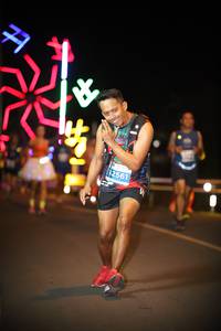 BIB: 2561
                            <button type="button" onclick="openModal(14974053)" class="btn btn-primary btn-sm float-right btn-popup" data-toggle="modal" data-target=".modal-high-quality">
                        <i class="fas fa-shopping-cart"></i> Add to Cart
                    </button>
                                            <button type="button" onclick="isThisMe(14974053, true)" class="btn btn-success btn-sm float-right btn-popup btn-isme hidden" data-toggle="tooltip" data-placement="bottom" title="นี่คือรูปของคุณใช่ไหม คลิกที่นี่เพื่อเอาเข้าอัลบั้ม">
                        <i class="fas fa-plus"></i> Add to album
                    </button>
                    <button type="button" onclick="isThisMe(14974053, false)" class="btn btn-warning btn-sm float-right btn-popup btn-isnotme hidden">
                        <i class="fas fa-ban"></i> Remove from album
                    </button>