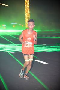 BIB: 055
                            <button type="button" onclick="openModal(15255784)" class="btn btn-primary btn-sm float-right btn-popup" data-toggle="modal" data-target=".modal-high-quality">
                        <i class="fas fa-shopping-cart"></i> Add to Cart
                    </button>
                                            <button type="button" onclick="isThisMe(15255784, true)" class="btn btn-success btn-sm float-right btn-popup btn-isme hidden" data-toggle="tooltip" data-placement="bottom" title="นี่คือรูปของคุณใช่ไหม คลิกที่นี่เพื่อเอาเข้าอัลบั้ม">
                        <i class="fas fa-plus"></i> Add to album
                    </button>
                    <button type="button" onclick="isThisMe(15255784, false)" class="btn btn-warning btn-sm float-right btn-popup btn-isnotme hidden">
                        <i class="fas fa-ban"></i> Remove from album
                    </button>