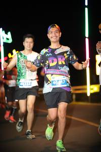 BIB: 4617
                            <button type="button" onclick="openModal(14982279)" class="btn btn-primary btn-sm float-right btn-popup" data-toggle="modal" data-target=".modal-high-quality">
                        <i class="fas fa-shopping-cart"></i> Add to Cart
                    </button>
                                            <button type="button" onclick="isThisMe(14982279, true)" class="btn btn-success btn-sm float-right btn-popup btn-isme hidden" data-toggle="tooltip" data-placement="bottom" title="นี่คือรูปของคุณใช่ไหม คลิกที่นี่เพื่อเอาเข้าอัลบั้ม">
                        <i class="fas fa-plus"></i> Add to album
                    </button>
                    <button type="button" onclick="isThisMe(14982279, false)" class="btn btn-warning btn-sm float-right btn-popup btn-isnotme hidden">
                        <i class="fas fa-ban"></i> Remove from album
                    </button>