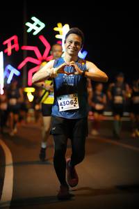 BIB: 43062
                            <button type="button" onclick="openModal(15181040)" class="btn btn-primary btn-sm float-right btn-popup" data-toggle="modal" data-target=".modal-high-quality">
                        <i class="fas fa-shopping-cart"></i> Add to Cart
                    </button>
                                            <button type="button" onclick="isThisMe(15181040, true)" class="btn btn-success btn-sm float-right btn-popup btn-isme hidden" data-toggle="tooltip" data-placement="bottom" title="นี่คือรูปของคุณใช่ไหม คลิกที่นี่เพื่อเอาเข้าอัลบั้ม">
                        <i class="fas fa-plus"></i> Add to album
                    </button>
                    <button type="button" onclick="isThisMe(15181040, false)" class="btn btn-warning btn-sm float-right btn-popup btn-isnotme hidden">
                        <i class="fas fa-ban"></i> Remove from album
                    </button>