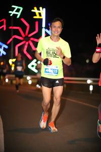 BIB: 2018, 4915
                            <button type="button" onclick="openModal(14879152)" class="btn btn-primary btn-sm float-right btn-popup" data-toggle="modal" data-target=".modal-high-quality">
                        <i class="fas fa-shopping-cart"></i> Add to Cart
                    </button>
                                            <button type="button" onclick="isThisMe(14879152, true)" class="btn btn-success btn-sm float-right btn-popup btn-isme hidden" data-toggle="tooltip" data-placement="bottom" title="นี่คือรูปของคุณใช่ไหม คลิกที่นี่เพื่อเอาเข้าอัลบั้ม">
                        <i class="fas fa-plus"></i> Add to album
                    </button>
                    <button type="button" onclick="isThisMe(14879152, false)" class="btn btn-warning btn-sm float-right btn-popup btn-isnotme hidden">
                        <i class="fas fa-ban"></i> Remove from album
                    </button>