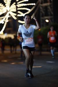 BIB: 28571
                            <button type="button" onclick="openModal(13750733)" class="btn btn-primary btn-sm float-right btn-popup" data-toggle="modal" data-target=".modal-high-quality">
                        <i class="fas fa-shopping-cart"></i> Add to Cart
                    </button>
                                            <button type="button" onclick="isThisMe(13750733, true)" class="btn btn-success btn-sm float-right btn-popup btn-isme hidden" data-toggle="tooltip" data-placement="bottom" title="นี่คือรูปของคุณใช่ไหม คลิกที่นี่เพื่อเอาเข้าอัลบั้ม">
                        <i class="fas fa-plus"></i> Add to album
                    </button>
                    <button type="button" onclick="isThisMe(13750733, false)" class="btn btn-warning btn-sm float-right btn-popup btn-isnotme hidden">
                        <i class="fas fa-ban"></i> Remove from album
                    </button>