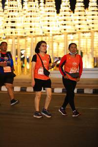 BIB: 25112, 283, 992
                            <button type="button" onclick="openModal(14416709)" class="btn btn-primary btn-sm float-right btn-popup" data-toggle="modal" data-target=".modal-high-quality">
                        <i class="fas fa-shopping-cart"></i> Add to Cart
                    </button>
                                            <button type="button" onclick="isThisMe(14416709, true)" class="btn btn-success btn-sm float-right btn-popup btn-isme hidden" data-toggle="tooltip" data-placement="bottom" title="นี่คือรูปของคุณใช่ไหม คลิกที่นี่เพื่อเอาเข้าอัลบั้ม">
                        <i class="fas fa-plus"></i> Add to album
                    </button>
                    <button type="button" onclick="isThisMe(14416709, false)" class="btn btn-warning btn-sm float-right btn-popup btn-isnotme hidden">
                        <i class="fas fa-ban"></i> Remove from album
                    </button>