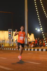 BIB: 20617
                            <button type="button" onclick="openModal(15113406)" class="btn btn-primary btn-sm float-right btn-popup" data-toggle="modal" data-target=".modal-high-quality">
                        <i class="fas fa-shopping-cart"></i> Add to Cart
                    </button>
                                            <button type="button" onclick="isThisMe(15113406, true)" class="btn btn-success btn-sm float-right btn-popup btn-isme hidden" data-toggle="tooltip" data-placement="bottom" title="นี่คือรูปของคุณใช่ไหม คลิกที่นี่เพื่อเอาเข้าอัลบั้ม">
                        <i class="fas fa-plus"></i> Add to album
                    </button>
                    <button type="button" onclick="isThisMe(15113406, false)" class="btn btn-warning btn-sm float-right btn-popup btn-isnotme hidden">
                        <i class="fas fa-ban"></i> Remove from album
                    </button>