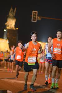 BIB: 21136, 4250, 24023, 442
                            <button type="button" onclick="openModal(15223085)" class="btn btn-primary btn-sm float-right btn-popup" data-toggle="modal" data-target=".modal-high-quality">
                        <i class="fas fa-shopping-cart"></i> Add to Cart
                    </button>
                                            <button type="button" onclick="isThisMe(15223085, true)" class="btn btn-success btn-sm float-right btn-popup btn-isme hidden" data-toggle="tooltip" data-placement="bottom" title="นี่คือรูปของคุณใช่ไหม คลิกที่นี่เพื่อเอาเข้าอัลบั้ม">
                        <i class="fas fa-plus"></i> Add to album
                    </button>
                    <button type="button" onclick="isThisMe(15223085, false)" class="btn btn-warning btn-sm float-right btn-popup btn-isnotme hidden">
                        <i class="fas fa-ban"></i> Remove from album
                    </button>