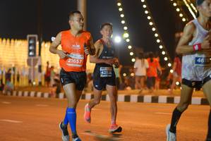 BIB: 4618, 21657, 42528
                            <button type="button" onclick="openModal(14880603)" class="btn btn-primary btn-sm float-right btn-popup" data-toggle="modal" data-target=".modal-high-quality">
                        <i class="fas fa-shopping-cart"></i> Add to Cart
                    </button>
                                            <button type="button" onclick="isThisMe(14880603, true)" class="btn btn-success btn-sm float-right btn-popup btn-isme hidden" data-toggle="tooltip" data-placement="bottom" title="นี่คือรูปของคุณใช่ไหม คลิกที่นี่เพื่อเอาเข้าอัลบั้ม">
                        <i class="fas fa-plus"></i> Add to album
                    </button>
                    <button type="button" onclick="isThisMe(14880603, false)" class="btn btn-warning btn-sm float-right btn-popup btn-isnotme hidden">
                        <i class="fas fa-ban"></i> Remove from album
                    </button>