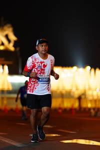 BIB: 300, 41861
                            <button type="button" onclick="openModal(14056062)" class="btn btn-primary btn-sm float-right btn-popup" data-toggle="modal" data-target=".modal-high-quality">
                        <i class="fas fa-shopping-cart"></i> Add to Cart
                    </button>
                                            <button type="button" onclick="isThisMe(14056062, true)" class="btn btn-success btn-sm float-right btn-popup btn-isme hidden" data-toggle="tooltip" data-placement="bottom" title="นี่คือรูปของคุณใช่ไหม คลิกที่นี่เพื่อเอาเข้าอัลบั้ม">
                        <i class="fas fa-plus"></i> Add to album
                    </button>
                    <button type="button" onclick="isThisMe(14056062, false)" class="btn btn-warning btn-sm float-right btn-popup btn-isnotme hidden">
                        <i class="fas fa-ban"></i> Remove from album
                    </button>