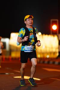 BIB: 40852
                            <button type="button" onclick="openModal(14071945)" class="btn btn-primary btn-sm float-right btn-popup" data-toggle="modal" data-target=".modal-high-quality">
                        <i class="fas fa-shopping-cart"></i> Add to Cart
                    </button>
                                            <button type="button" onclick="isThisMe(14071945, true)" class="btn btn-success btn-sm float-right btn-popup btn-isme hidden" data-toggle="tooltip" data-placement="bottom" title="นี่คือรูปของคุณใช่ไหม คลิกที่นี่เพื่อเอาเข้าอัลบั้ม">
                        <i class="fas fa-plus"></i> Add to album
                    </button>
                    <button type="button" onclick="isThisMe(14071945, false)" class="btn btn-warning btn-sm float-right btn-popup btn-isnotme hidden">
                        <i class="fas fa-ban"></i> Remove from album
                    </button>
