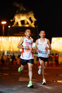 BIB: 2102, 40928
                            <button type="button" onclick="openModal(14092670)" class="btn btn-primary btn-sm float-right btn-popup" data-toggle="modal" data-target=".modal-high-quality">
                        <i class="fas fa-shopping-cart"></i> Add to Cart
                    </button>
                                            <button type="button" onclick="isThisMe(14092670, true)" class="btn btn-success btn-sm float-right btn-popup btn-isme hidden" data-toggle="tooltip" data-placement="bottom" title="นี่คือรูปของคุณใช่ไหม คลิกที่นี่เพื่อเอาเข้าอัลบั้ม">
                        <i class="fas fa-plus"></i> Add to album
                    </button>
                    <button type="button" onclick="isThisMe(14092670, false)" class="btn btn-warning btn-sm float-right btn-popup btn-isnotme hidden">
                        <i class="fas fa-ban"></i> Remove from album
                    </button>