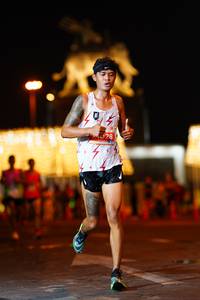 BIB: 528
                            <button type="button" onclick="openModal(14096100)" class="btn btn-primary btn-sm float-right btn-popup" data-toggle="modal" data-target=".modal-high-quality">
                        <i class="fas fa-shopping-cart"></i> Add to Cart
                    </button>
                                            <button type="button" onclick="isThisMe(14096100, true)" class="btn btn-success btn-sm float-right btn-popup btn-isme hidden" data-toggle="tooltip" data-placement="bottom" title="นี่คือรูปของคุณใช่ไหม คลิกที่นี่เพื่อเอาเข้าอัลบั้ม">
                        <i class="fas fa-plus"></i> Add to album
                    </button>
                    <button type="button" onclick="isThisMe(14096100, false)" class="btn btn-warning btn-sm float-right btn-popup btn-isnotme hidden">
                        <i class="fas fa-ban"></i> Remove from album
                    </button>