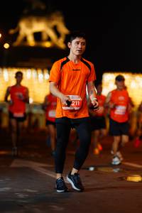 BIB: 211
                            <button type="button" onclick="openModal(14141787)" class="btn btn-primary btn-sm float-right btn-popup" data-toggle="modal" data-target=".modal-high-quality">
                        <i class="fas fa-shopping-cart"></i> Add to Cart
                    </button>
                                            <button type="button" onclick="isThisMe(14141787, true)" class="btn btn-success btn-sm float-right btn-popup btn-isme hidden" data-toggle="tooltip" data-placement="bottom" title="นี่คือรูปของคุณใช่ไหม คลิกที่นี่เพื่อเอาเข้าอัลบั้ม">
                        <i class="fas fa-plus"></i> Add to album
                    </button>
                    <button type="button" onclick="isThisMe(14141787, false)" class="btn btn-warning btn-sm float-right btn-popup btn-isnotme hidden">
                        <i class="fas fa-ban"></i> Remove from album
                    </button>