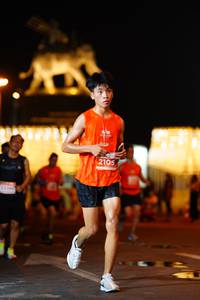 BIB: 2105, 
                            <button type="button" onclick="openModal(14117109)" class="btn btn-primary btn-sm float-right btn-popup" data-toggle="modal" data-target=".modal-high-quality">
                        <i class="fas fa-shopping-cart"></i> Add to Cart
                    </button>
                                            <button type="button" onclick="isThisMe(14117109, true)" class="btn btn-success btn-sm float-right btn-popup btn-isme hidden" data-toggle="tooltip" data-placement="bottom" title="นี่คือรูปของคุณใช่ไหม คลิกที่นี่เพื่อเอาเข้าอัลบั้ม">
                        <i class="fas fa-plus"></i> Add to album
                    </button>
                    <button type="button" onclick="isThisMe(14117109, false)" class="btn btn-warning btn-sm float-right btn-popup btn-isnotme hidden">
                        <i class="fas fa-ban"></i> Remove from album
                    </button>