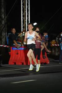 BIB: 4686
                            <button type="button" onclick="openModal(14261324)" class="btn btn-primary btn-sm float-right btn-popup" data-toggle="modal" data-target=".modal-high-quality">
                        <i class="fas fa-shopping-cart"></i> Add to Cart
                    </button>
                                            <button type="button" onclick="isThisMe(14261324, true)" class="btn btn-success btn-sm float-right btn-popup btn-isme hidden" data-toggle="tooltip" data-placement="bottom" title="นี่คือรูปของคุณใช่ไหม คลิกที่นี่เพื่อเอาเข้าอัลบั้ม">
                        <i class="fas fa-plus"></i> Add to album
                    </button>
                    <button type="button" onclick="isThisMe(14261324, false)" class="btn btn-warning btn-sm float-right btn-popup btn-isnotme hidden">
                        <i class="fas fa-ban"></i> Remove from album
                    </button>