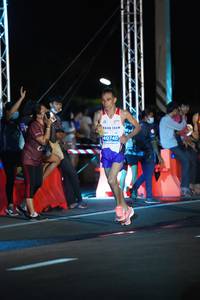 BIB: 40740
                            <button type="button" onclick="openModal(14250756)" class="btn btn-primary btn-sm float-right btn-popup" data-toggle="modal" data-target=".modal-high-quality">
                        <i class="fas fa-shopping-cart"></i> Add to Cart
                    </button>
                                            <button type="button" onclick="isThisMe(14250756, true)" class="btn btn-success btn-sm float-right btn-popup btn-isme hidden" data-toggle="tooltip" data-placement="bottom" title="นี่คือรูปของคุณใช่ไหม คลิกที่นี่เพื่อเอาเข้าอัลบั้ม">
                        <i class="fas fa-plus"></i> Add to album
                    </button>
                    <button type="button" onclick="isThisMe(14250756, false)" class="btn btn-warning btn-sm float-right btn-popup btn-isnotme hidden">
                        <i class="fas fa-ban"></i> Remove from album
                    </button>