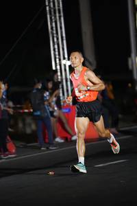 BIB: 6218
                            <button type="button" onclick="openModal(14303956)" class="btn btn-primary btn-sm float-right btn-popup" data-toggle="modal" data-target=".modal-high-quality">
                        <i class="fas fa-shopping-cart"></i> Add to Cart
                    </button>
                                            <button type="button" onclick="isThisMe(14303956, true)" class="btn btn-success btn-sm float-right btn-popup btn-isme hidden" data-toggle="tooltip" data-placement="bottom" title="นี่คือรูปของคุณใช่ไหม คลิกที่นี่เพื่อเอาเข้าอัลบั้ม">
                        <i class="fas fa-plus"></i> Add to album
                    </button>
                    <button type="button" onclick="isThisMe(14303956, false)" class="btn btn-warning btn-sm float-right btn-popup btn-isnotme hidden">
                        <i class="fas fa-ban"></i> Remove from album
                    </button>