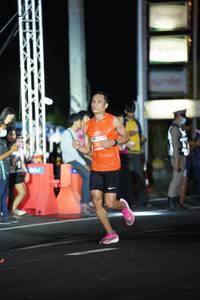 BIB: 210
                            <button type="button" onclick="openModal(14290742)" class="btn btn-primary btn-sm float-right btn-popup" data-toggle="modal" data-target=".modal-high-quality">
                        <i class="fas fa-shopping-cart"></i> Add to Cart
                    </button>
                                            <button type="button" onclick="isThisMe(14290742, true)" class="btn btn-success btn-sm float-right btn-popup btn-isme hidden" data-toggle="tooltip" data-placement="bottom" title="นี่คือรูปของคุณใช่ไหม คลิกที่นี่เพื่อเอาเข้าอัลบั้ม">
                        <i class="fas fa-plus"></i> Add to album
                    </button>
                    <button type="button" onclick="isThisMe(14290742, false)" class="btn btn-warning btn-sm float-right btn-popup btn-isnotme hidden">
                        <i class="fas fa-ban"></i> Remove from album
                    </button>