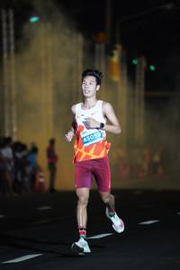 BIB: 45059
                            <button type="button" onclick="openModal(14255550)" class="btn btn-primary btn-sm float-right btn-popup" data-toggle="modal" data-target=".modal-high-quality">
                        <i class="fas fa-shopping-cart"></i> Add to Cart
                    </button>
                                            <button type="button" onclick="isThisMe(14255550, true)" class="btn btn-success btn-sm float-right btn-popup btn-isme hidden" data-toggle="tooltip" data-placement="bottom" title="นี่คือรูปของคุณใช่ไหม คลิกที่นี่เพื่อเอาเข้าอัลบั้ม">
                        <i class="fas fa-plus"></i> Add to album
                    </button>
                    <button type="button" onclick="isThisMe(14255550, false)" class="btn btn-warning btn-sm float-right btn-popup btn-isnotme hidden">
                        <i class="fas fa-ban"></i> Remove from album
                    </button>