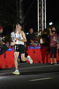 BIB: 861, 156
                            <button type="button" onclick="openModal(14262018)" class="btn btn-primary btn-sm float-right btn-popup" data-toggle="modal" data-target=".modal-high-quality">
                        <i class="fas fa-shopping-cart"></i> Add to Cart
                    </button>
                                            <button type="button" onclick="isThisMe(14262018, true)" class="btn btn-success btn-sm float-right btn-popup btn-isme hidden" data-toggle="tooltip" data-placement="bottom" title="นี่คือรูปของคุณใช่ไหม คลิกที่นี่เพื่อเอาเข้าอัลบั้ม">
                        <i class="fas fa-plus"></i> Add to album
                    </button>
                    <button type="button" onclick="isThisMe(14262018, false)" class="btn btn-warning btn-sm float-right btn-popup btn-isnotme hidden">
                        <i class="fas fa-ban"></i> Remove from album
                    </button>