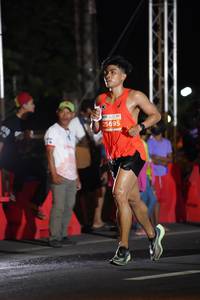 BIB: 25695
                            <button type="button" onclick="openModal(14306025)" class="btn btn-primary btn-sm float-right btn-popup" data-toggle="modal" data-target=".modal-high-quality">
                        <i class="fas fa-shopping-cart"></i> Add to Cart
                    </button>
                                            <button type="button" onclick="isThisMe(14306025, true)" class="btn btn-success btn-sm float-right btn-popup btn-isme hidden" data-toggle="tooltip" data-placement="bottom" title="นี่คือรูปของคุณใช่ไหม คลิกที่นี่เพื่อเอาเข้าอัลบั้ม">
                        <i class="fas fa-plus"></i> Add to album
                    </button>
                    <button type="button" onclick="isThisMe(14306025, false)" class="btn btn-warning btn-sm float-right btn-popup btn-isnotme hidden">
                        <i class="fas fa-ban"></i> Remove from album
                    </button>