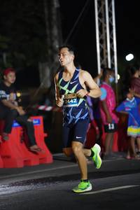 BIB: 0442
                            <button type="button" onclick="openModal(14268126)" class="btn btn-primary btn-sm float-right btn-popup" data-toggle="modal" data-target=".modal-high-quality">
                        <i class="fas fa-shopping-cart"></i> Add to Cart
                    </button>
                                            <button type="button" onclick="isThisMe(14268126, true)" class="btn btn-success btn-sm float-right btn-popup btn-isme hidden" data-toggle="tooltip" data-placement="bottom" title="นี่คือรูปของคุณใช่ไหม คลิกที่นี่เพื่อเอาเข้าอัลบั้ม">
                        <i class="fas fa-plus"></i> Add to album
                    </button>
                    <button type="button" onclick="isThisMe(14268126, false)" class="btn btn-warning btn-sm float-right btn-popup btn-isnotme hidden">
                        <i class="fas fa-ban"></i> Remove from album
                    </button>