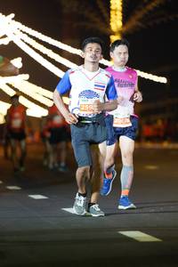 BIB: 259, 20078
                            <button type="button" onclick="openModal(14544858)" class="btn btn-primary btn-sm float-right btn-popup" data-toggle="modal" data-target=".modal-high-quality">
                        <i class="fas fa-shopping-cart"></i> Add to Cart
                    </button>
                                            <button type="button" onclick="isThisMe(14544858, true)" class="btn btn-success btn-sm float-right btn-popup btn-isme hidden" data-toggle="tooltip" data-placement="bottom" title="นี่คือรูปของคุณใช่ไหม คลิกที่นี่เพื่อเอาเข้าอัลบั้ม">
                        <i class="fas fa-plus"></i> Add to album
                    </button>
                    <button type="button" onclick="isThisMe(14544858, false)" class="btn btn-warning btn-sm float-right btn-popup btn-isnotme hidden">
                        <i class="fas fa-ban"></i> Remove from album
                    </button>