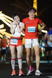 BIB: 46792, 47982
                            <button type="button" onclick="openModal(14683286)" class="btn btn-primary btn-sm float-right btn-popup" data-toggle="modal" data-target=".modal-high-quality">
                        <i class="fas fa-shopping-cart"></i> Add to Cart
                    </button>
                                            <button type="button" onclick="isThisMe(14683286, true)" class="btn btn-success btn-sm float-right btn-popup btn-isme hidden" data-toggle="tooltip" data-placement="bottom" title="นี่คือรูปของคุณใช่ไหม คลิกที่นี่เพื่อเอาเข้าอัลบั้ม">
                        <i class="fas fa-plus"></i> Add to album
                    </button>
                    <button type="button" onclick="isThisMe(14683286, false)" class="btn btn-warning btn-sm float-right btn-popup btn-isnotme hidden">
                        <i class="fas fa-ban"></i> Remove from album
                    </button>