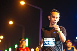 BIB: 794
                            <button type="button" onclick="openModal(15869691)" class="btn btn-primary btn-sm float-right btn-popup" data-toggle="modal" data-target=".modal-high-quality">
                        <i class="fas fa-shopping-cart"></i> Add to Cart
                    </button>
                                            <button type="button" onclick="isThisMe(15869691, true)" class="btn btn-success btn-sm float-right btn-popup btn-isme hidden" data-toggle="tooltip" data-placement="bottom" title="นี่คือรูปของคุณใช่ไหม คลิกที่นี่เพื่อเอาเข้าอัลบั้ม">
                        <i class="fas fa-plus"></i> Add to album
                    </button>
                    <button type="button" onclick="isThisMe(15869691, false)" class="btn btn-warning btn-sm float-right btn-popup btn-isnotme hidden">
                        <i class="fas fa-ban"></i> Remove from album
                    </button>