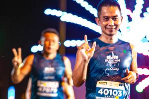 BIB: 2021, 40103
                            <button type="button" onclick="openModal(15869656)" class="btn btn-primary btn-sm float-right btn-popup" data-toggle="modal" data-target=".modal-high-quality">
                        <i class="fas fa-shopping-cart"></i> Add to Cart
                    </button>
                                            <button type="button" onclick="isThisMe(15869656, true)" class="btn btn-success btn-sm float-right btn-popup btn-isme hidden" data-toggle="tooltip" data-placement="bottom" title="นี่คือรูปของคุณใช่ไหม คลิกที่นี่เพื่อเอาเข้าอัลบั้ม">
                        <i class="fas fa-plus"></i> Add to album
                    </button>
                    <button type="button" onclick="isThisMe(15869656, false)" class="btn btn-warning btn-sm float-right btn-popup btn-isnotme hidden">
                        <i class="fas fa-ban"></i> Remove from album
                    </button>