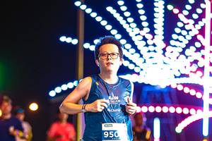 BIB: 950
                            <button type="button" onclick="openModal(15869049)" class="btn btn-primary btn-sm float-right btn-popup" data-toggle="modal" data-target=".modal-high-quality">
                        <i class="fas fa-shopping-cart"></i> Add to Cart
                    </button>
                                            <button type="button" onclick="isThisMe(15869049, true)" class="btn btn-success btn-sm float-right btn-popup btn-isme hidden" data-toggle="tooltip" data-placement="bottom" title="นี่คือรูปของคุณใช่ไหม คลิกที่นี่เพื่อเอาเข้าอัลบั้ม">
                        <i class="fas fa-plus"></i> Add to album
                    </button>
                    <button type="button" onclick="isThisMe(15869049, false)" class="btn btn-warning btn-sm float-right btn-popup btn-isnotme hidden">
                        <i class="fas fa-ban"></i> Remove from album
                    </button>