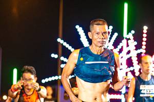 BIB: 4632
                            <button type="button" onclick="openModal(15870198)" class="btn btn-primary btn-sm float-right btn-popup" data-toggle="modal" data-target=".modal-high-quality">
                        <i class="fas fa-shopping-cart"></i> Add to Cart
                    </button>
                                            <button type="button" onclick="isThisMe(15870198, true)" class="btn btn-success btn-sm float-right btn-popup btn-isme hidden" data-toggle="tooltip" data-placement="bottom" title="นี่คือรูปของคุณใช่ไหม คลิกที่นี่เพื่อเอาเข้าอัลบั้ม">
                        <i class="fas fa-plus"></i> Add to album
                    </button>
                    <button type="button" onclick="isThisMe(15870198, false)" class="btn btn-warning btn-sm float-right btn-popup btn-isnotme hidden">
                        <i class="fas fa-ban"></i> Remove from album
                    </button>