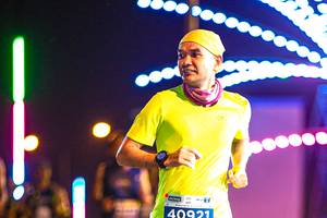 BIB: 40921
                            <button type="button" onclick="openModal(15869011)" class="btn btn-primary btn-sm float-right btn-popup" data-toggle="modal" data-target=".modal-high-quality">
                        <i class="fas fa-shopping-cart"></i> Add to Cart
                    </button>
                                            <button type="button" onclick="isThisMe(15869011, true)" class="btn btn-success btn-sm float-right btn-popup btn-isme hidden" data-toggle="tooltip" data-placement="bottom" title="นี่คือรูปของคุณใช่ไหม คลิกที่นี่เพื่อเอาเข้าอัลบั้ม">
                        <i class="fas fa-plus"></i> Add to album
                    </button>
                    <button type="button" onclick="isThisMe(15869011, false)" class="btn btn-warning btn-sm float-right btn-popup btn-isnotme hidden">
                        <i class="fas fa-ban"></i> Remove from album
                    </button>