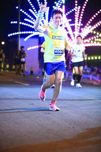 BIB: 4066
                            <button type="button" onclick="openModal(15164743)" class="btn btn-primary btn-sm float-right btn-popup" data-toggle="modal" data-target=".modal-high-quality">
                        <i class="fas fa-shopping-cart"></i> Add to Cart
                    </button>
                                            <button type="button" onclick="isThisMe(15164743, true)" class="btn btn-success btn-sm float-right btn-popup btn-isme hidden" data-toggle="tooltip" data-placement="bottom" title="นี่คือรูปของคุณใช่ไหม คลิกที่นี่เพื่อเอาเข้าอัลบั้ม">
                        <i class="fas fa-plus"></i> Add to album
                    </button>
                    <button type="button" onclick="isThisMe(15164743, false)" class="btn btn-warning btn-sm float-right btn-popup btn-isnotme hidden">
                        <i class="fas fa-ban"></i> Remove from album
                    </button>