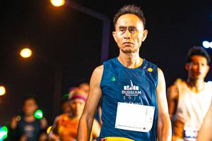 BIB: 202
                            <button type="button" onclick="openModal(15870715)" class="btn btn-primary btn-sm float-right btn-popup" data-toggle="modal" data-target=".modal-high-quality">
                        <i class="fas fa-shopping-cart"></i> Add to Cart
                    </button>
                                            <button type="button" onclick="isThisMe(15870715, true)" class="btn btn-success btn-sm float-right btn-popup btn-isme hidden" data-toggle="tooltip" data-placement="bottom" title="นี่คือรูปของคุณใช่ไหม คลิกที่นี่เพื่อเอาเข้าอัลบั้ม">
                        <i class="fas fa-plus"></i> Add to album
                    </button>
                    <button type="button" onclick="isThisMe(15870715, false)" class="btn btn-warning btn-sm float-right btn-popup btn-isnotme hidden">
                        <i class="fas fa-ban"></i> Remove from album
                    </button>