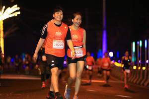 BIB: 28226, 4228
                            <button type="button" onclick="openModal(15371830)" class="btn btn-primary btn-sm float-right btn-popup" data-toggle="modal" data-target=".modal-high-quality">
                        <i class="fas fa-shopping-cart"></i> Add to Cart
                    </button>
                                            <button type="button" onclick="isThisMe(15371830, true)" class="btn btn-success btn-sm float-right btn-popup btn-isme hidden" data-toggle="tooltip" data-placement="bottom" title="นี่คือรูปของคุณใช่ไหม คลิกที่นี่เพื่อเอาเข้าอัลบั้ม">
                        <i class="fas fa-plus"></i> Add to album
                    </button>
                    <button type="button" onclick="isThisMe(15371830, false)" class="btn btn-warning btn-sm float-right btn-popup btn-isnotme hidden">
                        <i class="fas fa-ban"></i> Remove from album
                    </button>