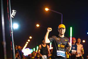 BIB: 42195, 4940, 40743
                            <button type="button" onclick="openModal(15869322)" class="btn btn-primary btn-sm float-right btn-popup" data-toggle="modal" data-target=".modal-high-quality">
                        <i class="fas fa-shopping-cart"></i> Add to Cart
                    </button>
                                            <button type="button" onclick="isThisMe(15869322, true)" class="btn btn-success btn-sm float-right btn-popup btn-isme hidden" data-toggle="tooltip" data-placement="bottom" title="นี่คือรูปของคุณใช่ไหม คลิกที่นี่เพื่อเอาเข้าอัลบั้ม">
                        <i class="fas fa-plus"></i> Add to album
                    </button>
                    <button type="button" onclick="isThisMe(15869322, false)" class="btn btn-warning btn-sm float-right btn-popup btn-isnotme hidden">
                        <i class="fas fa-ban"></i> Remove from album
                    </button>