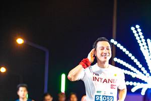 BIB: 95059
                            <button type="button" onclick="openModal(15870979)" class="btn btn-primary btn-sm float-right btn-popup" data-toggle="modal" data-target=".modal-high-quality">
                        <i class="fas fa-shopping-cart"></i> Add to Cart
                    </button>
                                            <button type="button" onclick="isThisMe(15870979, true)" class="btn btn-success btn-sm float-right btn-popup btn-isme hidden" data-toggle="tooltip" data-placement="bottom" title="นี่คือรูปของคุณใช่ไหม คลิกที่นี่เพื่อเอาเข้าอัลบั้ม">
                        <i class="fas fa-plus"></i> Add to album
                    </button>
                    <button type="button" onclick="isThisMe(15870979, false)" class="btn btn-warning btn-sm float-right btn-popup btn-isnotme hidden">
                        <i class="fas fa-ban"></i> Remove from album
                    </button>