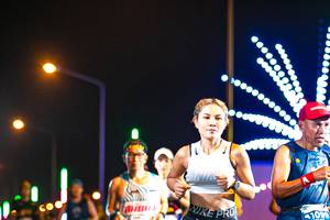 BIB: 41099
                            <button type="button" onclick="openModal(15869312)" class="btn btn-primary btn-sm float-right btn-popup" data-toggle="modal" data-target=".modal-high-quality">
                        <i class="fas fa-shopping-cart"></i> Add to Cart
                    </button>
                                            <button type="button" onclick="isThisMe(15869312, true)" class="btn btn-success btn-sm float-right btn-popup btn-isme hidden" data-toggle="tooltip" data-placement="bottom" title="นี่คือรูปของคุณใช่ไหม คลิกที่นี่เพื่อเอาเข้าอัลบั้ม">
                        <i class="fas fa-plus"></i> Add to album
                    </button>
                    <button type="button" onclick="isThisMe(15869312, false)" class="btn btn-warning btn-sm float-right btn-popup btn-isnotme hidden">
                        <i class="fas fa-ban"></i> Remove from album
                    </button>