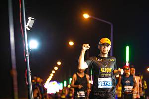 BIB: 42195, 2743, 4949
                            <button type="button" onclick="openModal(15869323)" class="btn btn-primary btn-sm float-right btn-popup" data-toggle="modal" data-target=".modal-high-quality">
                        <i class="fas fa-shopping-cart"></i> Add to Cart
                    </button>
                                            <button type="button" onclick="isThisMe(15869323, true)" class="btn btn-success btn-sm float-right btn-popup btn-isme hidden" data-toggle="tooltip" data-placement="bottom" title="นี่คือรูปของคุณใช่ไหม คลิกที่นี่เพื่อเอาเข้าอัลบั้ม">
                        <i class="fas fa-plus"></i> Add to album
                    </button>
                    <button type="button" onclick="isThisMe(15869323, false)" class="btn btn-warning btn-sm float-right btn-popup btn-isnotme hidden">
                        <i class="fas fa-ban"></i> Remove from album
                    </button>