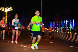BIB: 47246, 42911
                            <button type="button" onclick="openModal(15774229)" class="btn btn-primary btn-sm float-right btn-popup" data-toggle="modal" data-target=".modal-high-quality">
                        <i class="fas fa-shopping-cart"></i> Add to Cart
                    </button>
                                            <button type="button" onclick="isThisMe(15774229, true)" class="btn btn-success btn-sm float-right btn-popup btn-isme hidden" data-toggle="tooltip" data-placement="bottom" title="นี่คือรูปของคุณใช่ไหม คลิกที่นี่เพื่อเอาเข้าอัลบั้ม">
                        <i class="fas fa-plus"></i> Add to album
                    </button>
                    <button type="button" onclick="isThisMe(15774229, false)" class="btn btn-warning btn-sm float-right btn-popup btn-isnotme hidden">
                        <i class="fas fa-ban"></i> Remove from album
                    </button>