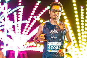 BIB: 2021, 47082
                            <button type="button" onclick="openModal(15870598)" class="btn btn-primary btn-sm float-right btn-popup" data-toggle="modal" data-target=".modal-high-quality">
                        <i class="fas fa-shopping-cart"></i> Add to Cart
                    </button>
                                            <button type="button" onclick="isThisMe(15870598, true)" class="btn btn-success btn-sm float-right btn-popup btn-isme hidden" data-toggle="tooltip" data-placement="bottom" title="นี่คือรูปของคุณใช่ไหม คลิกที่นี่เพื่อเอาเข้าอัลบั้ม">
                        <i class="fas fa-plus"></i> Add to album
                    </button>
                    <button type="button" onclick="isThisMe(15870598, false)" class="btn btn-warning btn-sm float-right btn-popup btn-isnotme hidden">
                        <i class="fas fa-ban"></i> Remove from album
                    </button>