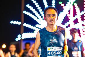 BIB: 40540, 0453
                            <button type="button" onclick="openModal(15870000)" class="btn btn-primary btn-sm float-right btn-popup" data-toggle="modal" data-target=".modal-high-quality">
                        <i class="fas fa-shopping-cart"></i> Add to Cart
                    </button>
                                            <button type="button" onclick="isThisMe(15870000, true)" class="btn btn-success btn-sm float-right btn-popup btn-isme hidden" data-toggle="tooltip" data-placement="bottom" title="นี่คือรูปของคุณใช่ไหม คลิกที่นี่เพื่อเอาเข้าอัลบั้ม">
                        <i class="fas fa-plus"></i> Add to album
                    </button>
                    <button type="button" onclick="isThisMe(15870000, false)" class="btn btn-warning btn-sm float-right btn-popup btn-isnotme hidden">
                        <i class="fas fa-ban"></i> Remove from album
                    </button>