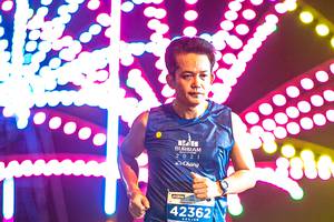 BIB: 2021, 42362
                            <button type="button" onclick="openModal(15870353)" class="btn btn-primary btn-sm float-right btn-popup" data-toggle="modal" data-target=".modal-high-quality">
                        <i class="fas fa-shopping-cart"></i> Add to Cart
                    </button>
                                            <button type="button" onclick="isThisMe(15870353, true)" class="btn btn-success btn-sm float-right btn-popup btn-isme hidden" data-toggle="tooltip" data-placement="bottom" title="นี่คือรูปของคุณใช่ไหม คลิกที่นี่เพื่อเอาเข้าอัลบั้ม">
                        <i class="fas fa-plus"></i> Add to album
                    </button>
                    <button type="button" onclick="isThisMe(15870353, false)" class="btn btn-warning btn-sm float-right btn-popup btn-isnotme hidden">
                        <i class="fas fa-ban"></i> Remove from album
                    </button>