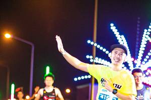 BIB: 415
                            <button type="button" onclick="openModal(15869787)" class="btn btn-primary btn-sm float-right btn-popup" data-toggle="modal" data-target=".modal-high-quality">
                        <i class="fas fa-shopping-cart"></i> Add to Cart
                    </button>
                                            <button type="button" onclick="isThisMe(15869787, true)" class="btn btn-success btn-sm float-right btn-popup btn-isme hidden" data-toggle="tooltip" data-placement="bottom" title="นี่คือรูปของคุณใช่ไหม คลิกที่นี่เพื่อเอาเข้าอัลบั้ม">
                        <i class="fas fa-plus"></i> Add to album
                    </button>
                    <button type="button" onclick="isThisMe(15869787, false)" class="btn btn-warning btn-sm float-right btn-popup btn-isnotme hidden">
                        <i class="fas fa-ban"></i> Remove from album
                    </button>