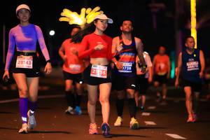 BIB: 0738, 28143
                            <button type="button" onclick="openModal(15773192)" class="btn btn-primary btn-sm float-right btn-popup" data-toggle="modal" data-target=".modal-high-quality">
                        <i class="fas fa-shopping-cart"></i> Add to Cart
                    </button>
                                            <button type="button" onclick="isThisMe(15773192, true)" class="btn btn-success btn-sm float-right btn-popup btn-isme hidden" data-toggle="tooltip" data-placement="bottom" title="นี่คือรูปของคุณใช่ไหม คลิกที่นี่เพื่อเอาเข้าอัลบั้ม">
                        <i class="fas fa-plus"></i> Add to album
                    </button>
                    <button type="button" onclick="isThisMe(15773192, false)" class="btn btn-warning btn-sm float-right btn-popup btn-isnotme hidden">
                        <i class="fas fa-ban"></i> Remove from album
                    </button>
