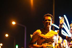 BIB: 410
                            <button type="button" onclick="openModal(15868796)" class="btn btn-primary btn-sm float-right btn-popup" data-toggle="modal" data-target=".modal-high-quality">
                        <i class="fas fa-shopping-cart"></i> Add to Cart
                    </button>
                                            <button type="button" onclick="isThisMe(15868796, true)" class="btn btn-success btn-sm float-right btn-popup btn-isme hidden" data-toggle="tooltip" data-placement="bottom" title="นี่คือรูปของคุณใช่ไหม คลิกที่นี่เพื่อเอาเข้าอัลบั้ม">
                        <i class="fas fa-plus"></i> Add to album
                    </button>
                    <button type="button" onclick="isThisMe(15868796, false)" class="btn btn-warning btn-sm float-right btn-popup btn-isnotme hidden">
                        <i class="fas fa-ban"></i> Remove from album
                    </button>