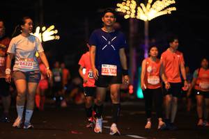 BIB: 24225, 22356, 3541
                            <button type="button" onclick="openModal(15368568)" class="btn btn-primary btn-sm float-right btn-popup" data-toggle="modal" data-target=".modal-high-quality">
                        <i class="fas fa-shopping-cart"></i> Add to Cart
                    </button>
                                            <button type="button" onclick="isThisMe(15368568, true)" class="btn btn-success btn-sm float-right btn-popup btn-isme hidden" data-toggle="tooltip" data-placement="bottom" title="นี่คือรูปของคุณใช่ไหม คลิกที่นี่เพื่อเอาเข้าอัลบั้ม">
                        <i class="fas fa-plus"></i> Add to album
                    </button>
                    <button type="button" onclick="isThisMe(15368568, false)" class="btn btn-warning btn-sm float-right btn-popup btn-isnotme hidden">
                        <i class="fas fa-ban"></i> Remove from album
                    </button>