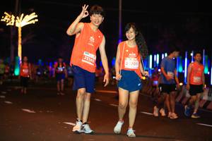 BIB: 705, 25145
                            <button type="button" onclick="openModal(15375541)" class="btn btn-primary btn-sm float-right btn-popup" data-toggle="modal" data-target=".modal-high-quality">
                        <i class="fas fa-shopping-cart"></i> Add to Cart
                    </button>
                                            <button type="button" onclick="isThisMe(15375541, true)" class="btn btn-success btn-sm float-right btn-popup btn-isme hidden" data-toggle="tooltip" data-placement="bottom" title="นี่คือรูปของคุณใช่ไหม คลิกที่นี่เพื่อเอาเข้าอัลบั้ม">
                        <i class="fas fa-plus"></i> Add to album
                    </button>
                    <button type="button" onclick="isThisMe(15375541, false)" class="btn btn-warning btn-sm float-right btn-popup btn-isnotme hidden">
                        <i class="fas fa-ban"></i> Remove from album
                    </button>