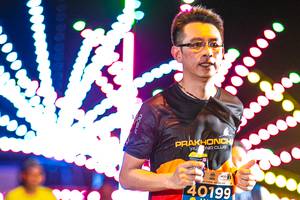 BIB: 40199
                            <button type="button" onclick="openModal(15870575)" class="btn btn-primary btn-sm float-right btn-popup" data-toggle="modal" data-target=".modal-high-quality">
                        <i class="fas fa-shopping-cart"></i> Add to Cart
                    </button>
                                            <button type="button" onclick="isThisMe(15870575, true)" class="btn btn-success btn-sm float-right btn-popup btn-isme hidden" data-toggle="tooltip" data-placement="bottom" title="นี่คือรูปของคุณใช่ไหม คลิกที่นี่เพื่อเอาเข้าอัลบั้ม">
                        <i class="fas fa-plus"></i> Add to album
                    </button>
                    <button type="button" onclick="isThisMe(15870575, false)" class="btn btn-warning btn-sm float-right btn-popup btn-isnotme hidden">
                        <i class="fas fa-ban"></i> Remove from album
                    </button>