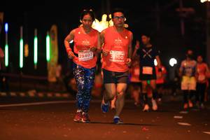 BIB: 29407, 2100
                            <button type="button" onclick="openModal(15367606)" class="btn btn-primary btn-sm float-right btn-popup" data-toggle="modal" data-target=".modal-high-quality">
                        <i class="fas fa-shopping-cart"></i> Add to Cart
                    </button>
                                            <button type="button" onclick="isThisMe(15367606, true)" class="btn btn-success btn-sm float-right btn-popup btn-isme hidden" data-toggle="tooltip" data-placement="bottom" title="นี่คือรูปของคุณใช่ไหม คลิกที่นี่เพื่อเอาเข้าอัลบั้ม">
                        <i class="fas fa-plus"></i> Add to album
                    </button>
                    <button type="button" onclick="isThisMe(15367606, false)" class="btn btn-warning btn-sm float-right btn-popup btn-isnotme hidden">
                        <i class="fas fa-ban"></i> Remove from album
                    </button>